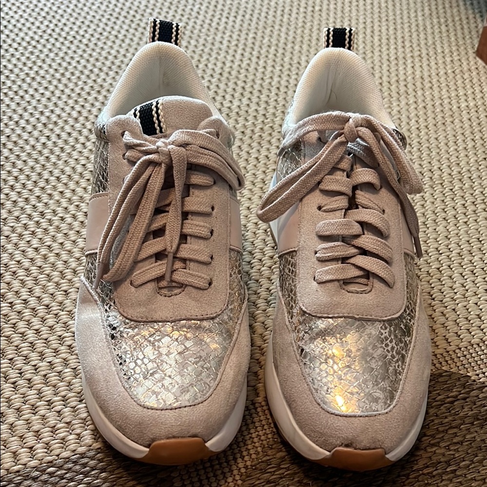 SHU SHOP Serafina Gold and Beige Women's Sneakers, size 9, EUC